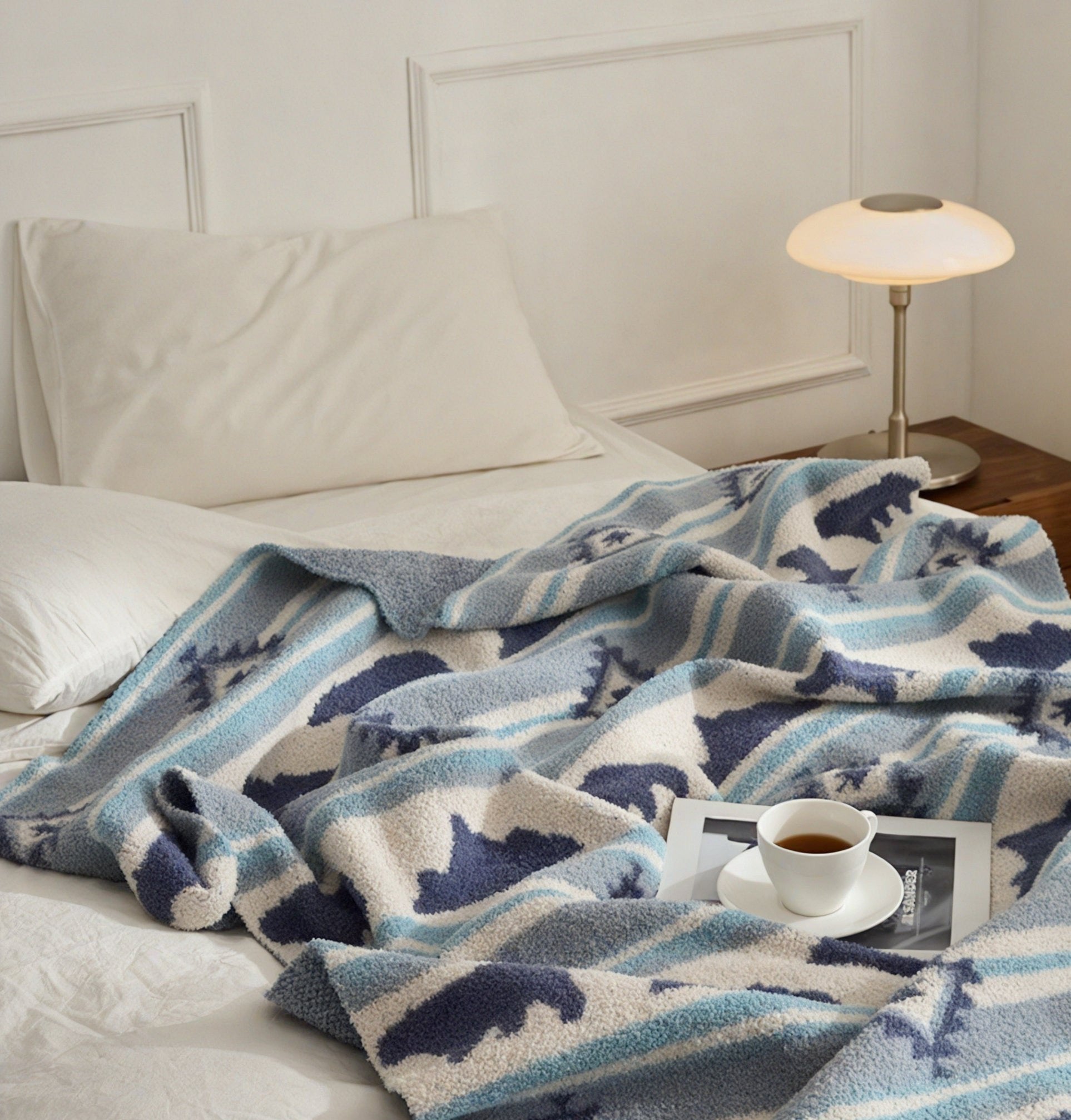 Aurora Comfort Throw Blanket Aescraft