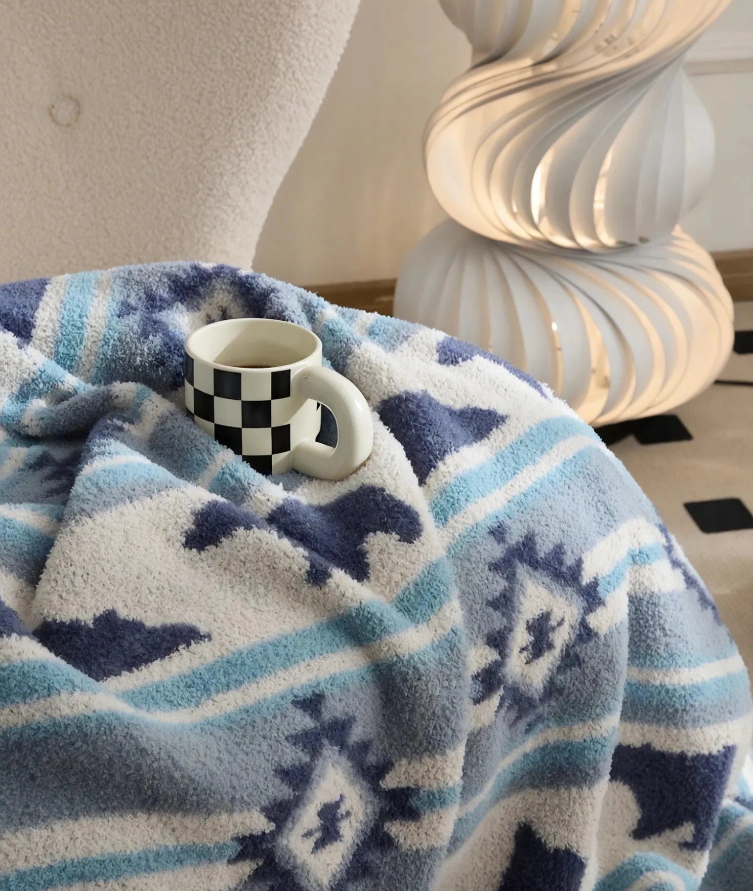 Aurora Comfort Throw Blanket Aescraft