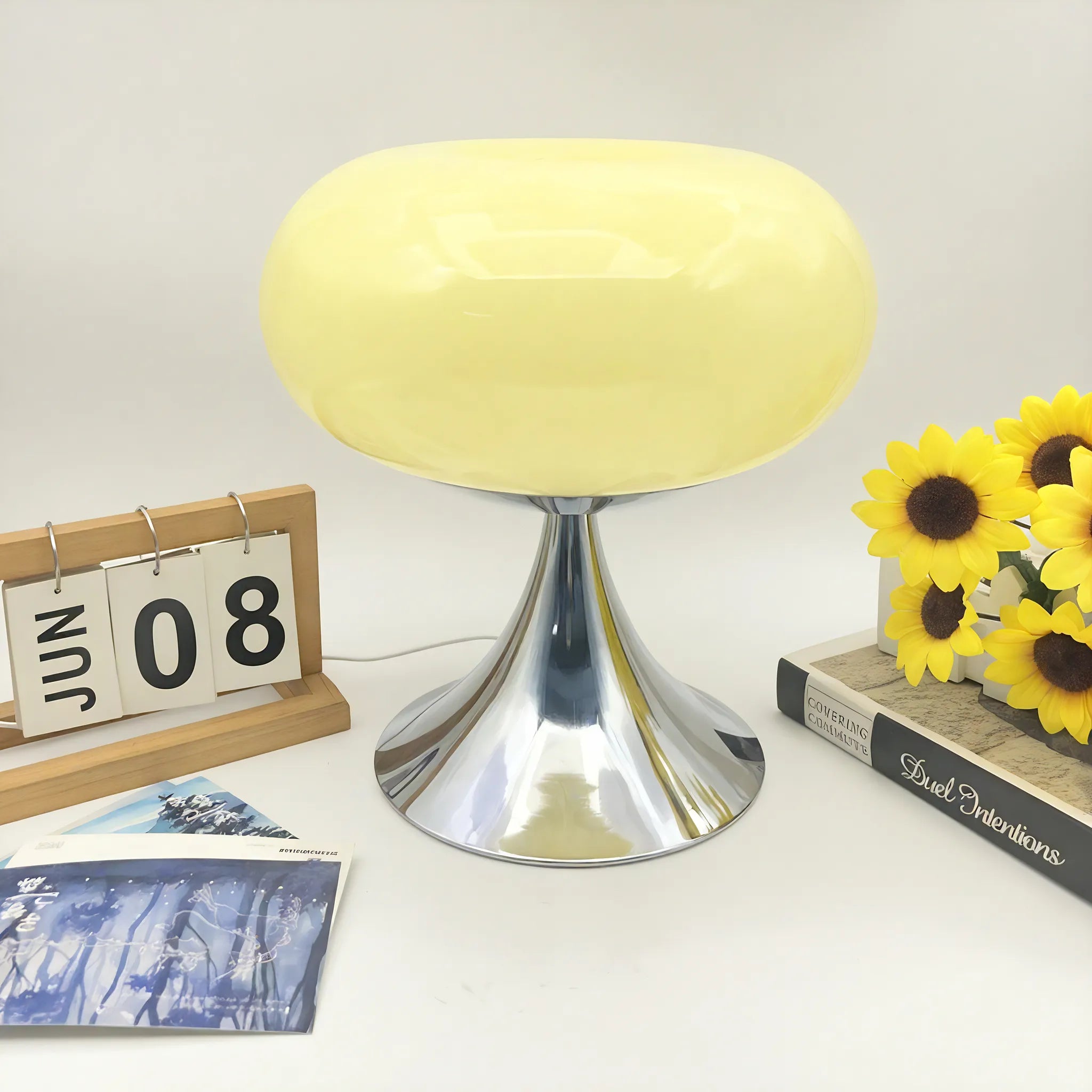 Bauhaus Glass Table Lamp – Glow Pod Retro Lighting Aescraft Cream USB plug-in