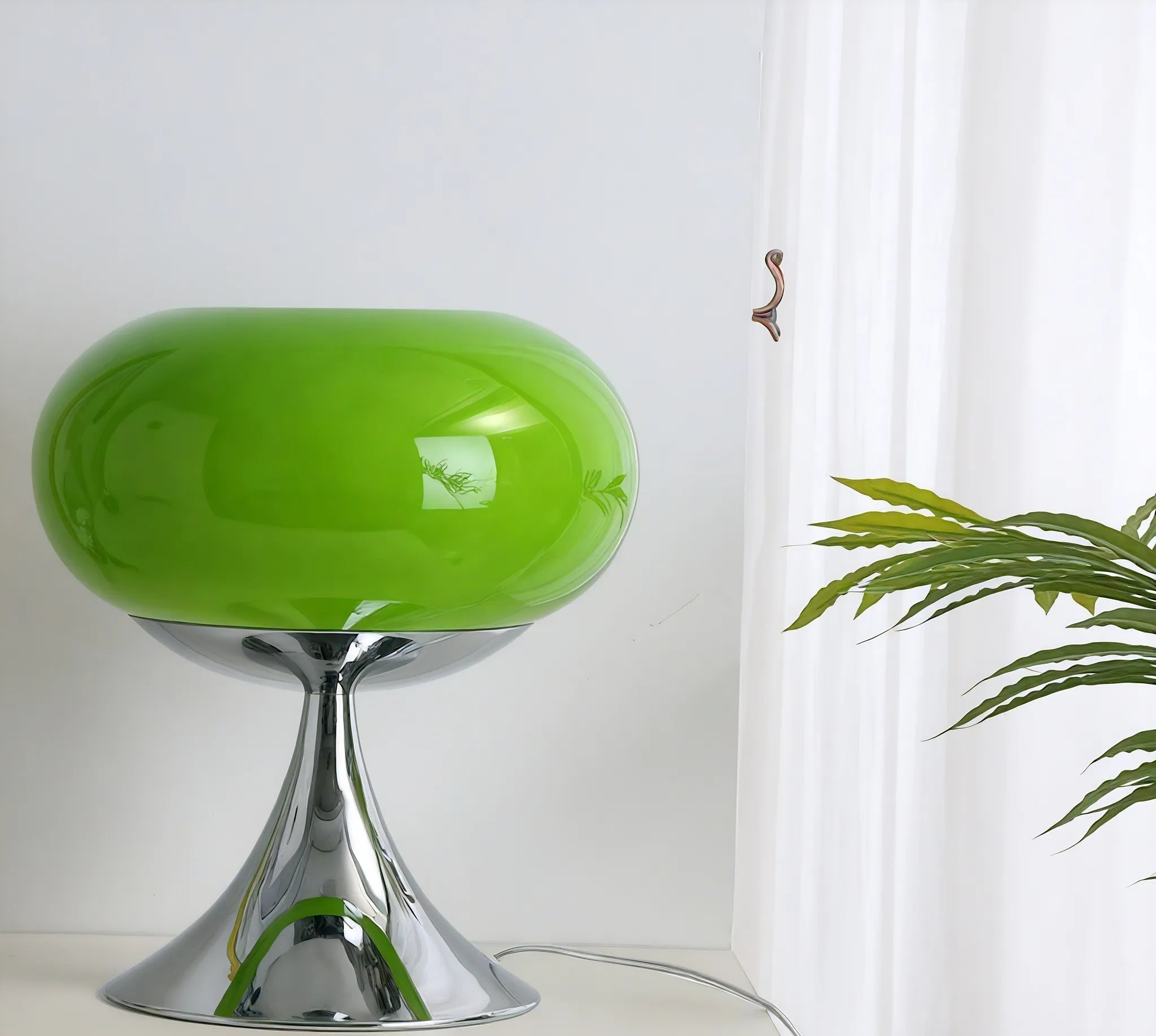 Bauhaus Glass Table Lamp – Glow Pod Retro Lighting Aescraft