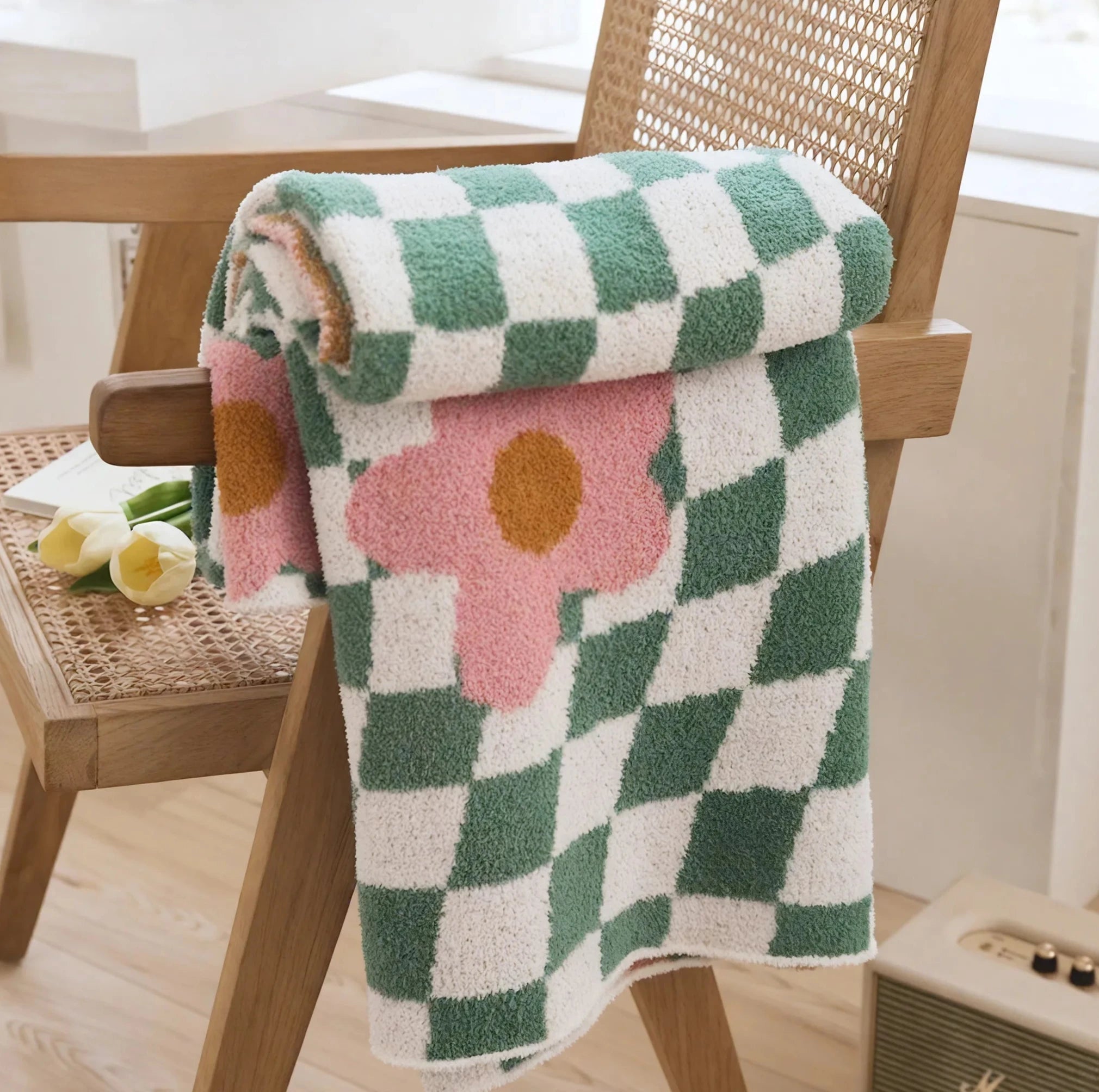 Bloom & Checkerboard Throw Aescraft