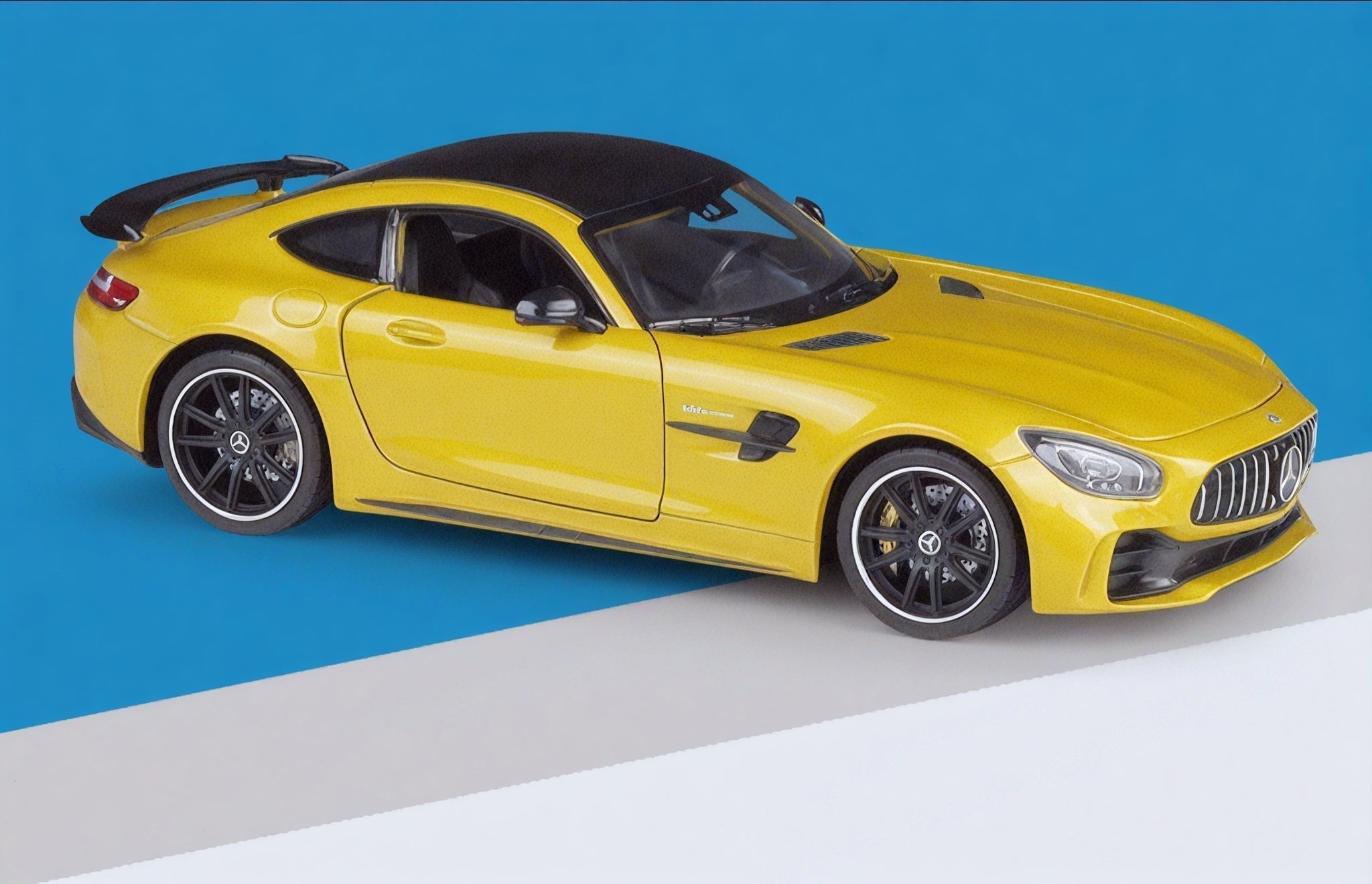 Collector’s Edition- 1:24 Mercedes-AMG GT R Model Aescraft Yellow