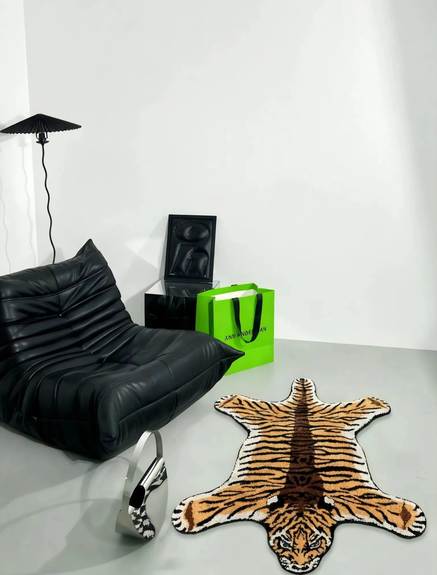 Faux Tiger Rug: Bold Sophistication for Your Home Aescraft