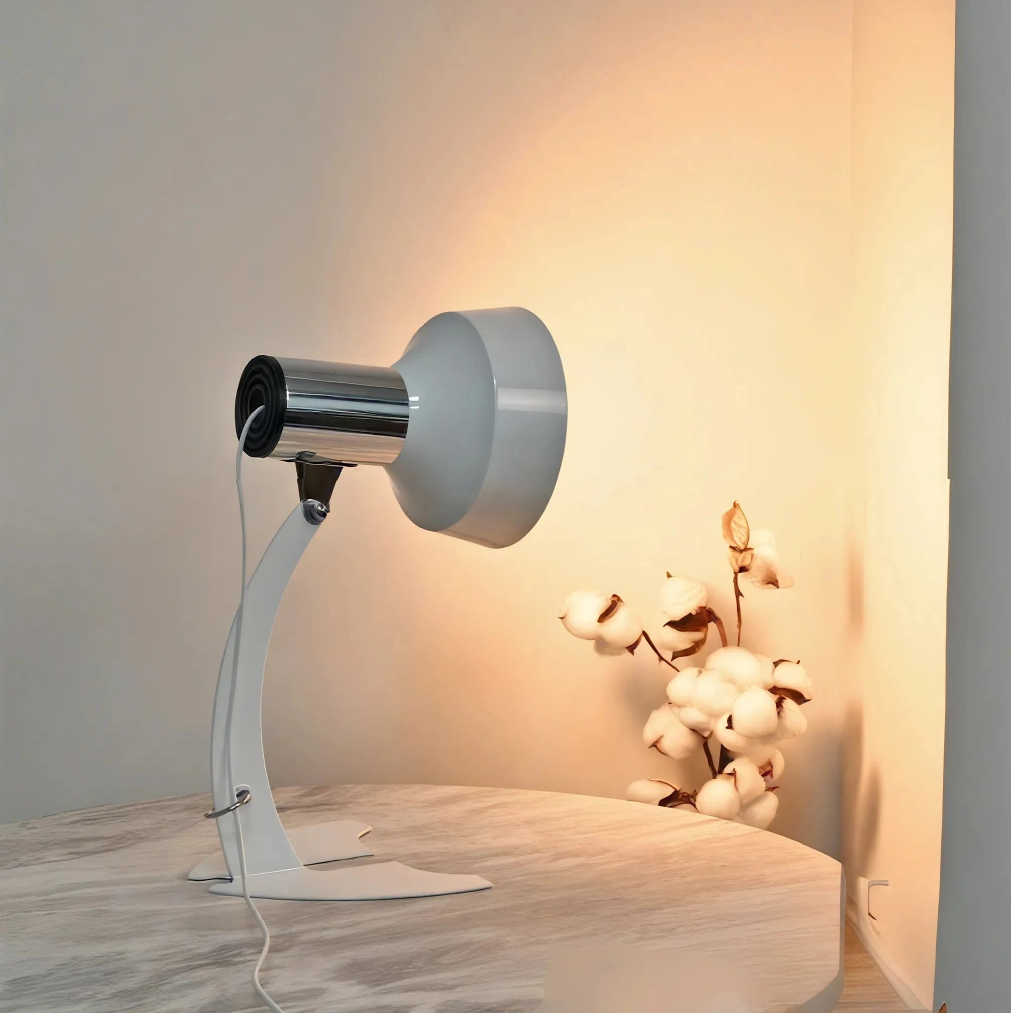 Fishtail Elegance USB Lamp  Aescraft