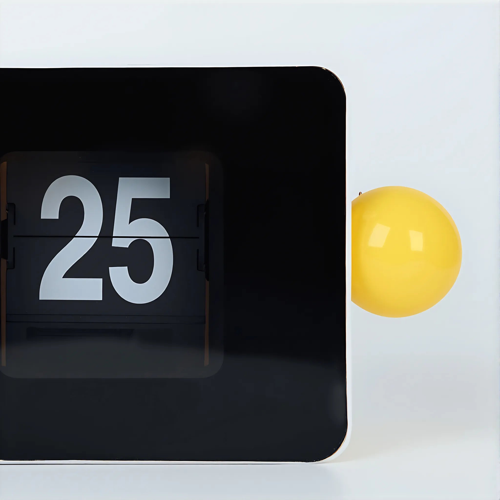 Flip-O-Matic Clock – Retro Time with a Playful Twist Aescraft