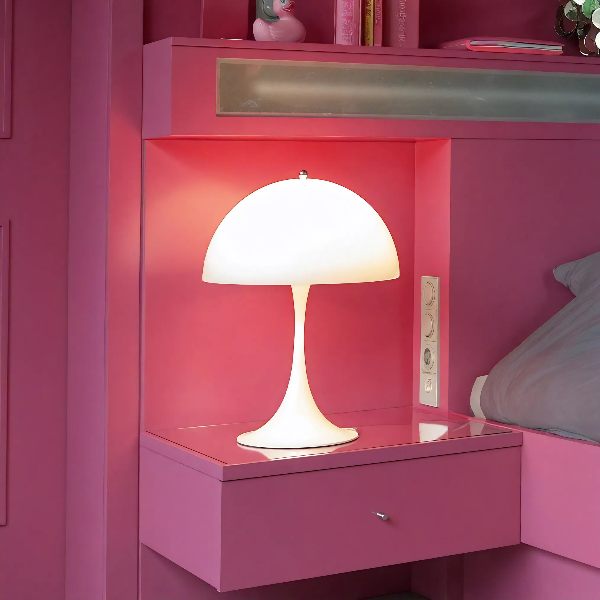 GlowBloom Lamp – Retro Pop Elegance Aescraft