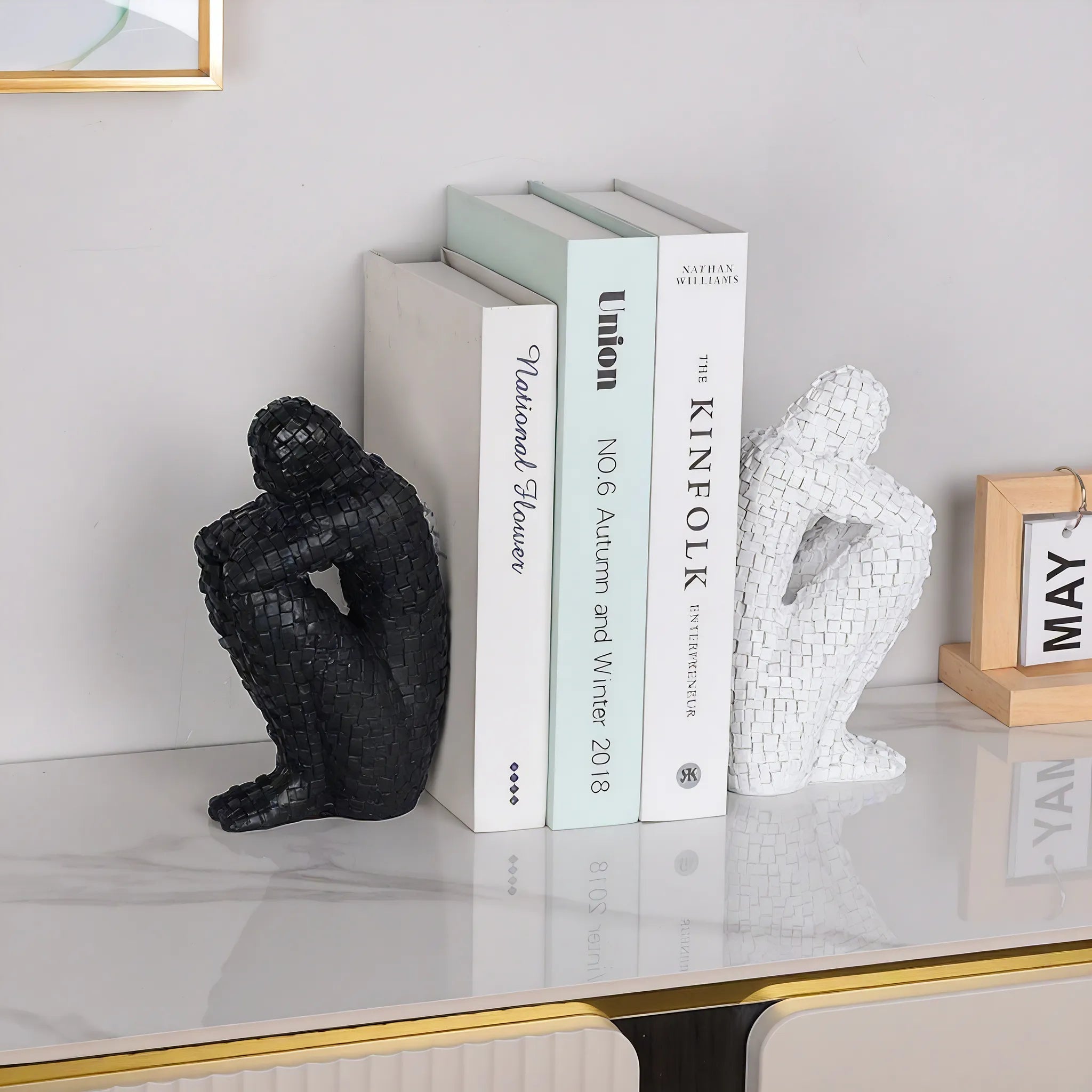 Mosaic Thinker Statue Aescraft