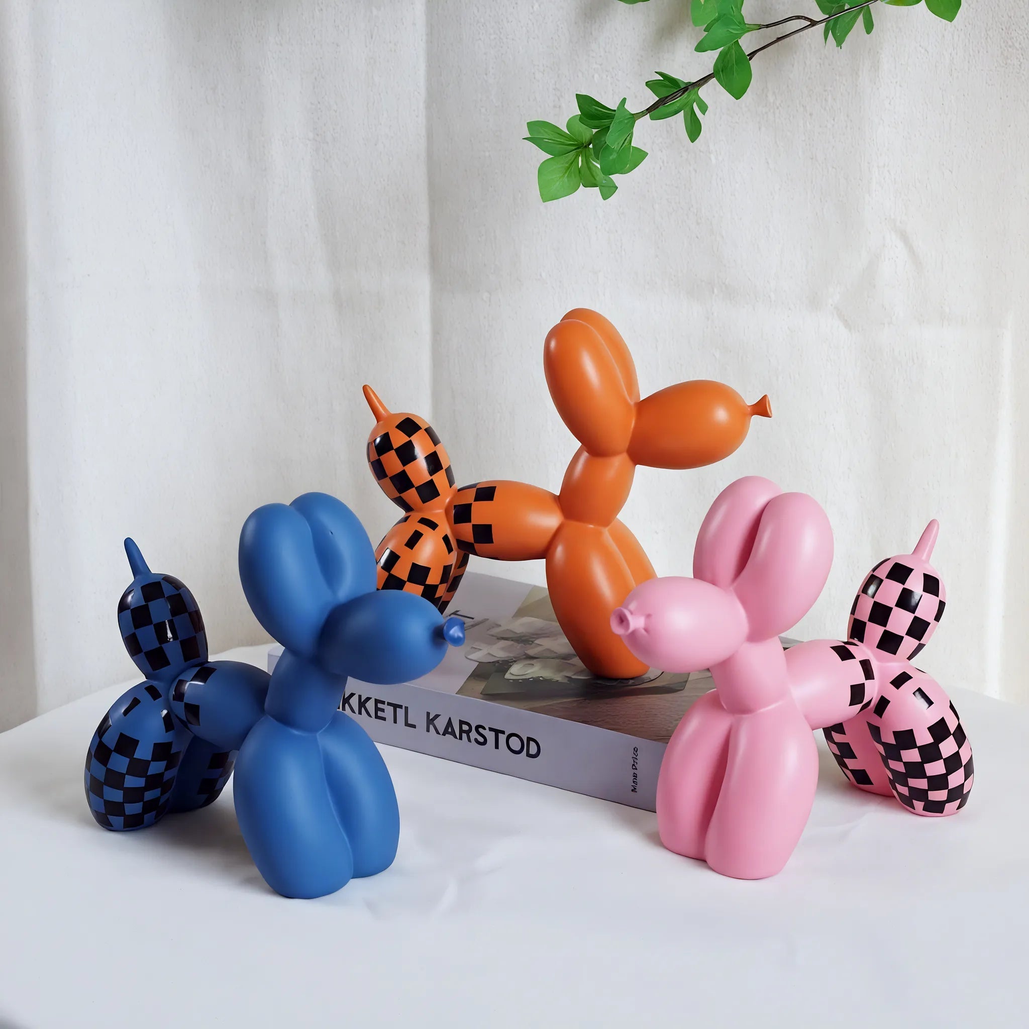 Retro Balloon Dog Figurine customized Aescraft