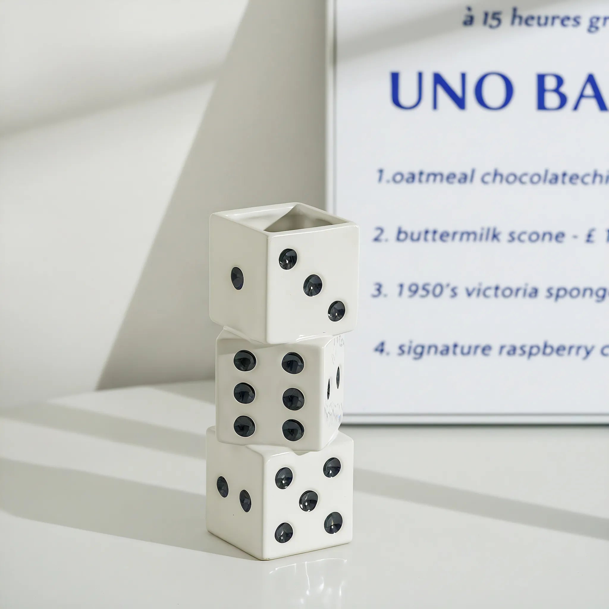 Roll the Bloom Vase – Playful Dice-Inspired Ceramic Accent Aescraft Black