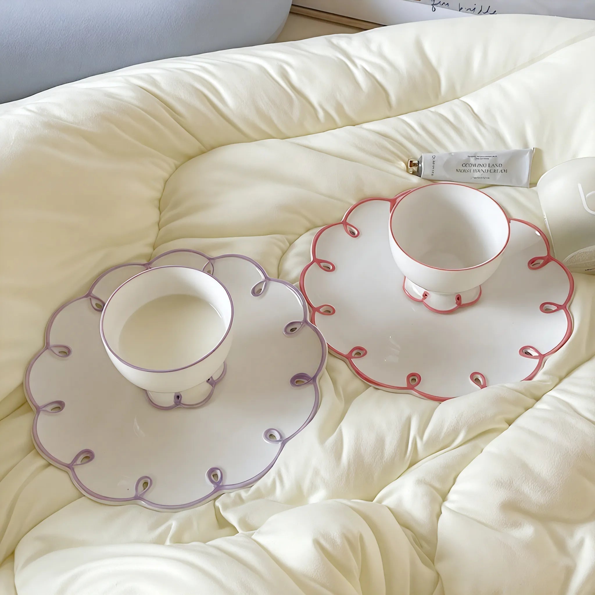 Scallop Edge Ceramic Plate and Cup Set Aescraft