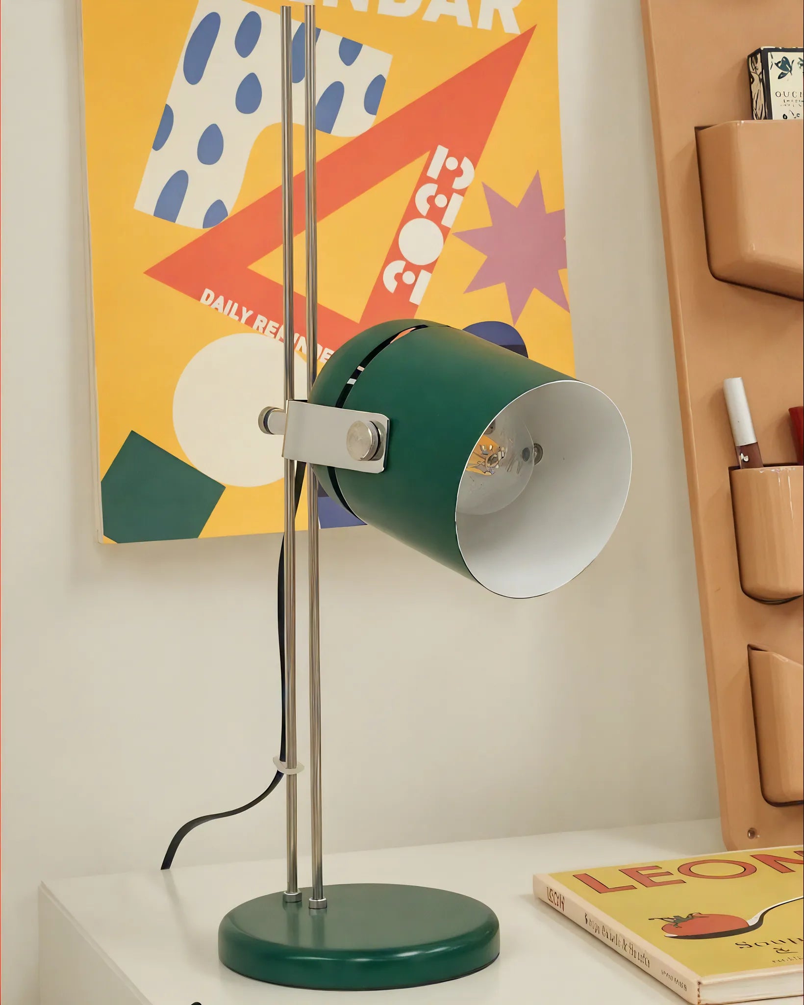 Studio Beam Desk Lamp – Industrial Style with a Warm Touch Aescraft