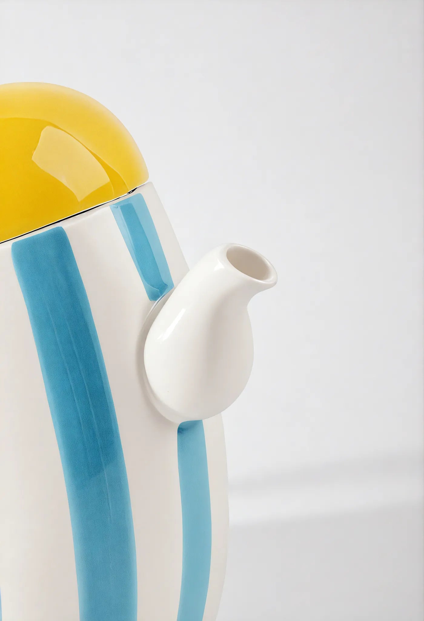 The Whimsical Brewkeeper – A Playful Ceramic Jug Aescraft