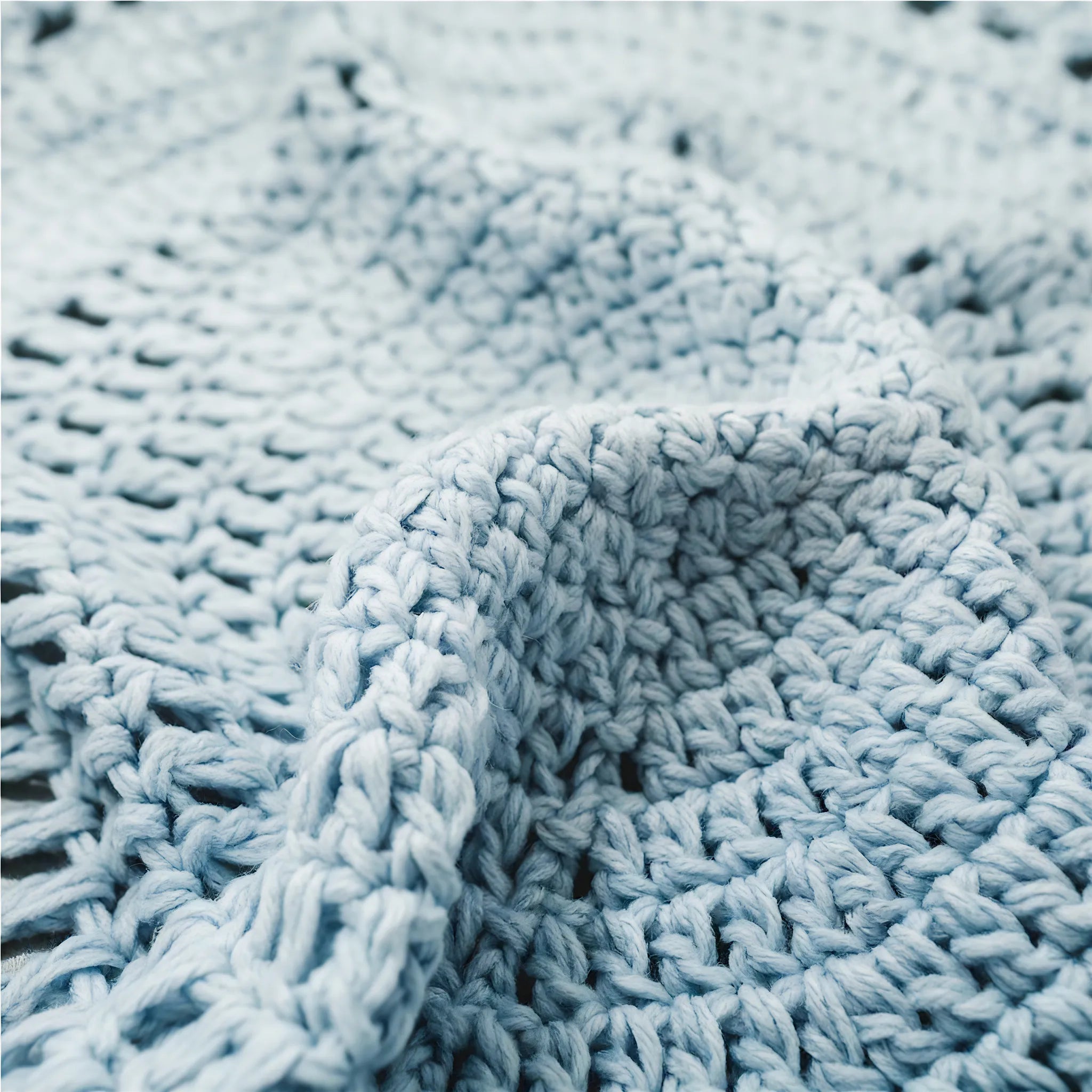 Whimsy Round Pom Pom Rug Aescraft