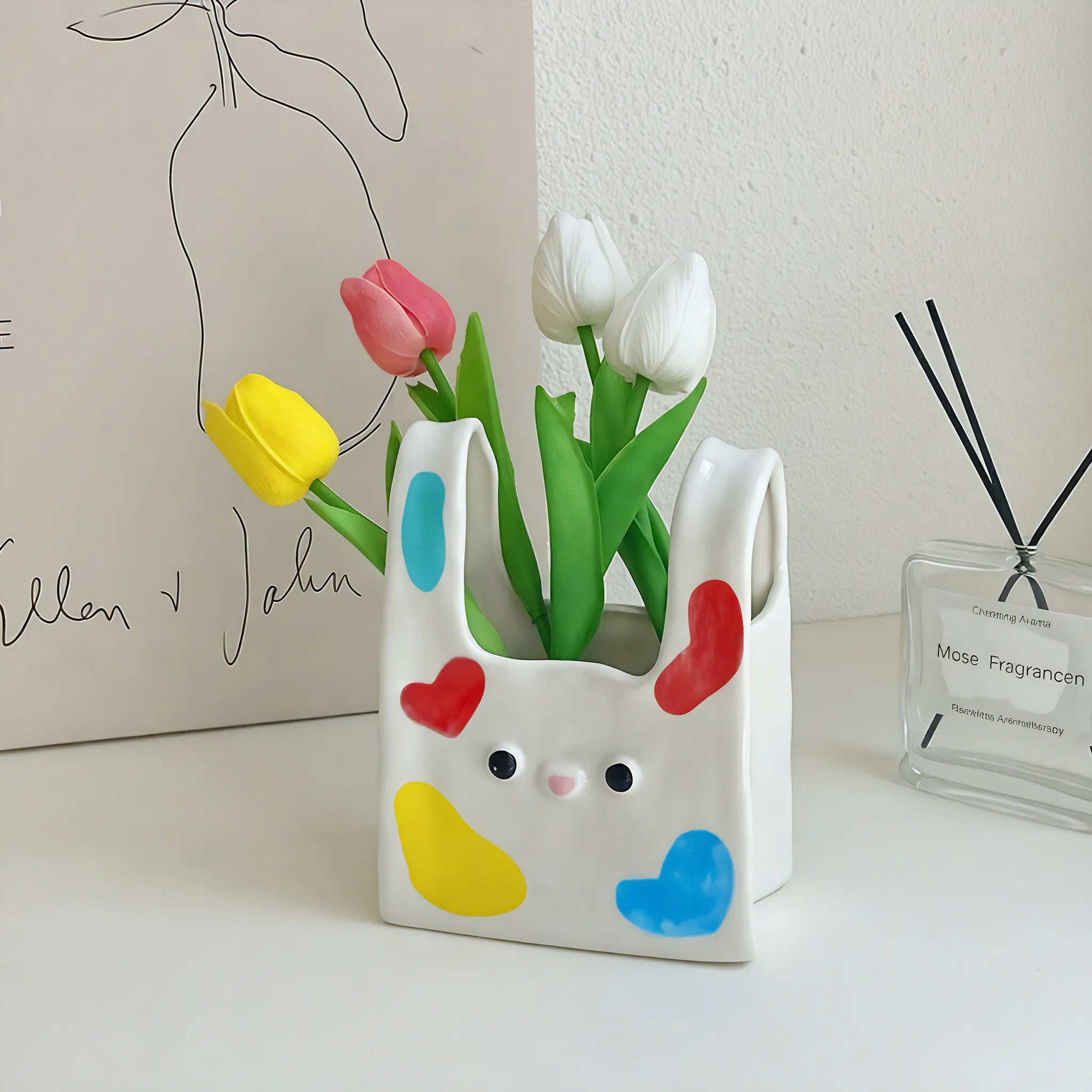 Maximalist Decor – Vibrant Accents for Dopamine Spaces