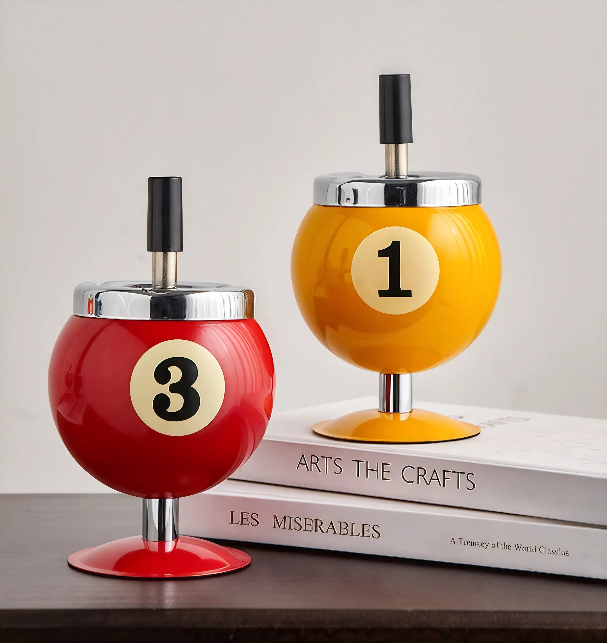 Billard Ball Retro Spin Dish – A Playful Accent for Any Space Aescraft
