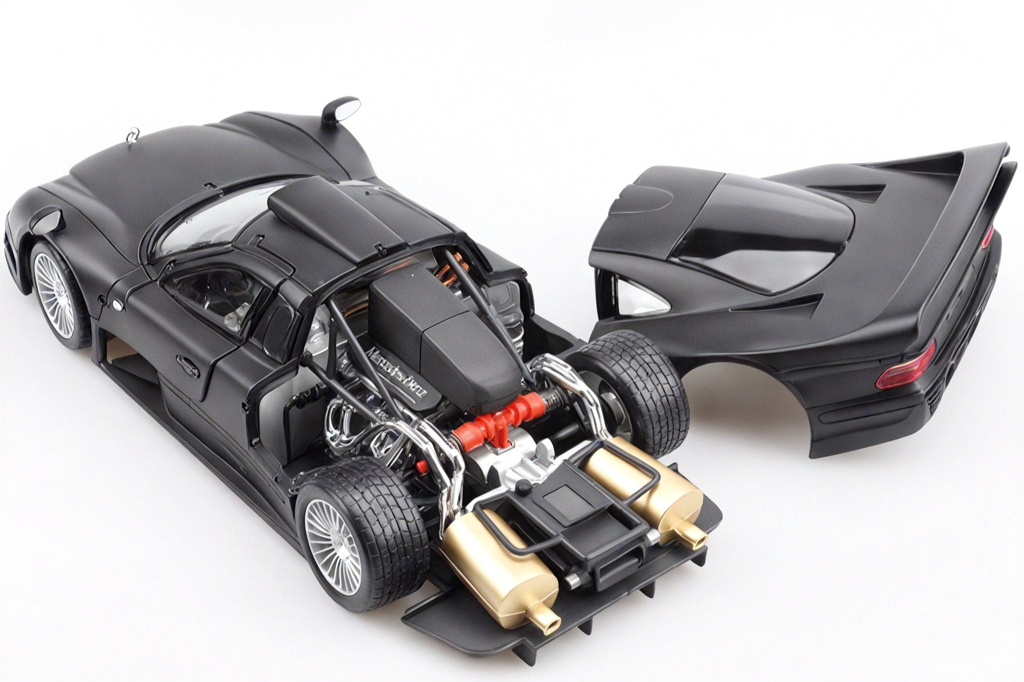 Precision in Black: 1:18 Mercedes-Benz CLK-GTR Model – Aescraft
